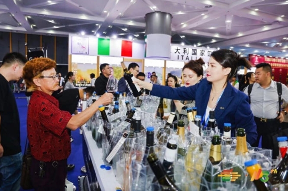 低度潮饮及啤酒展区2026南京秋糖｜低度果酒气泡酒米酒梅酒等新式潮饮集中亮相